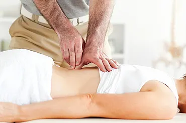 chiropractic massage therapy service